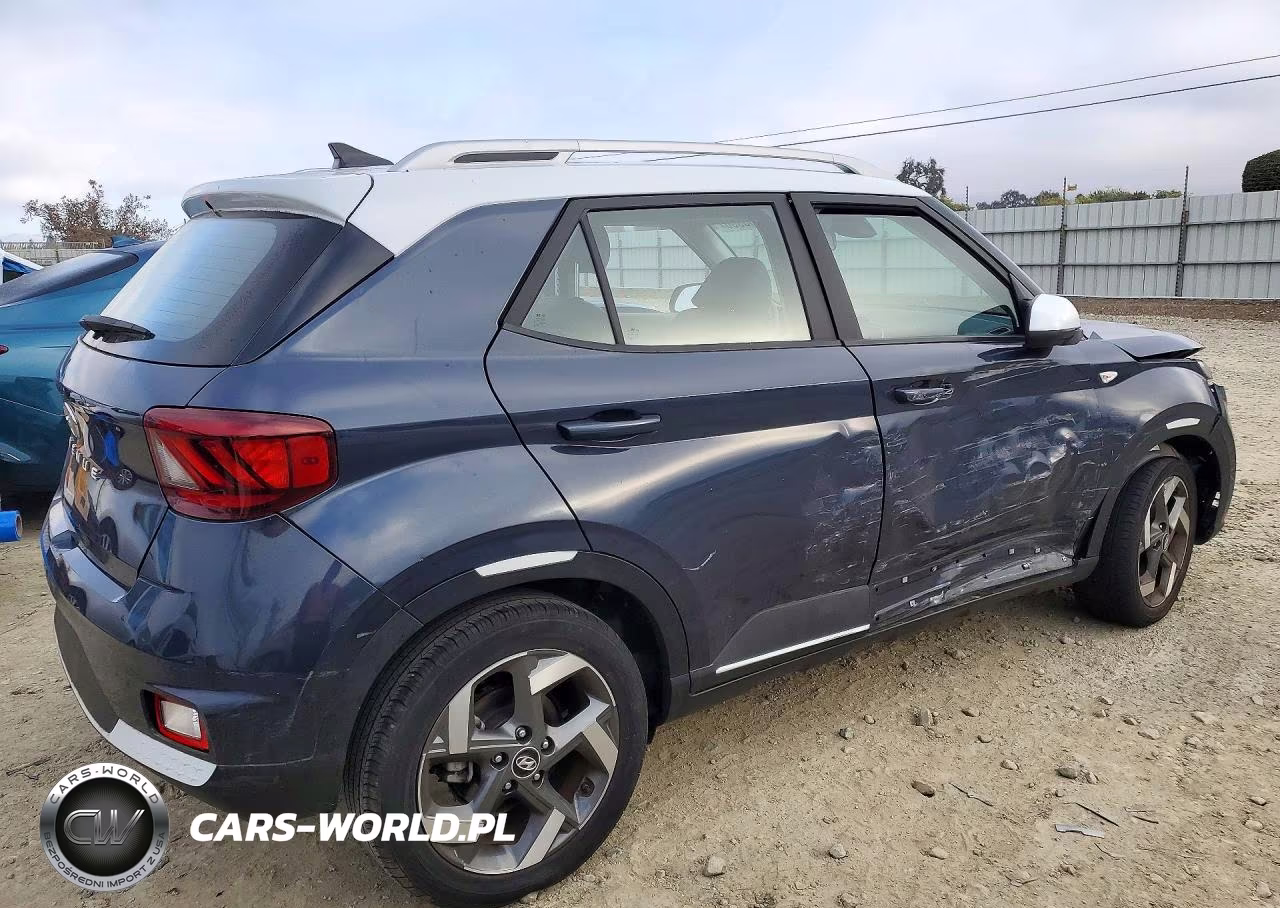 2023 Hyundai Venue VIN:KMHRC8A38NU143599 - 3