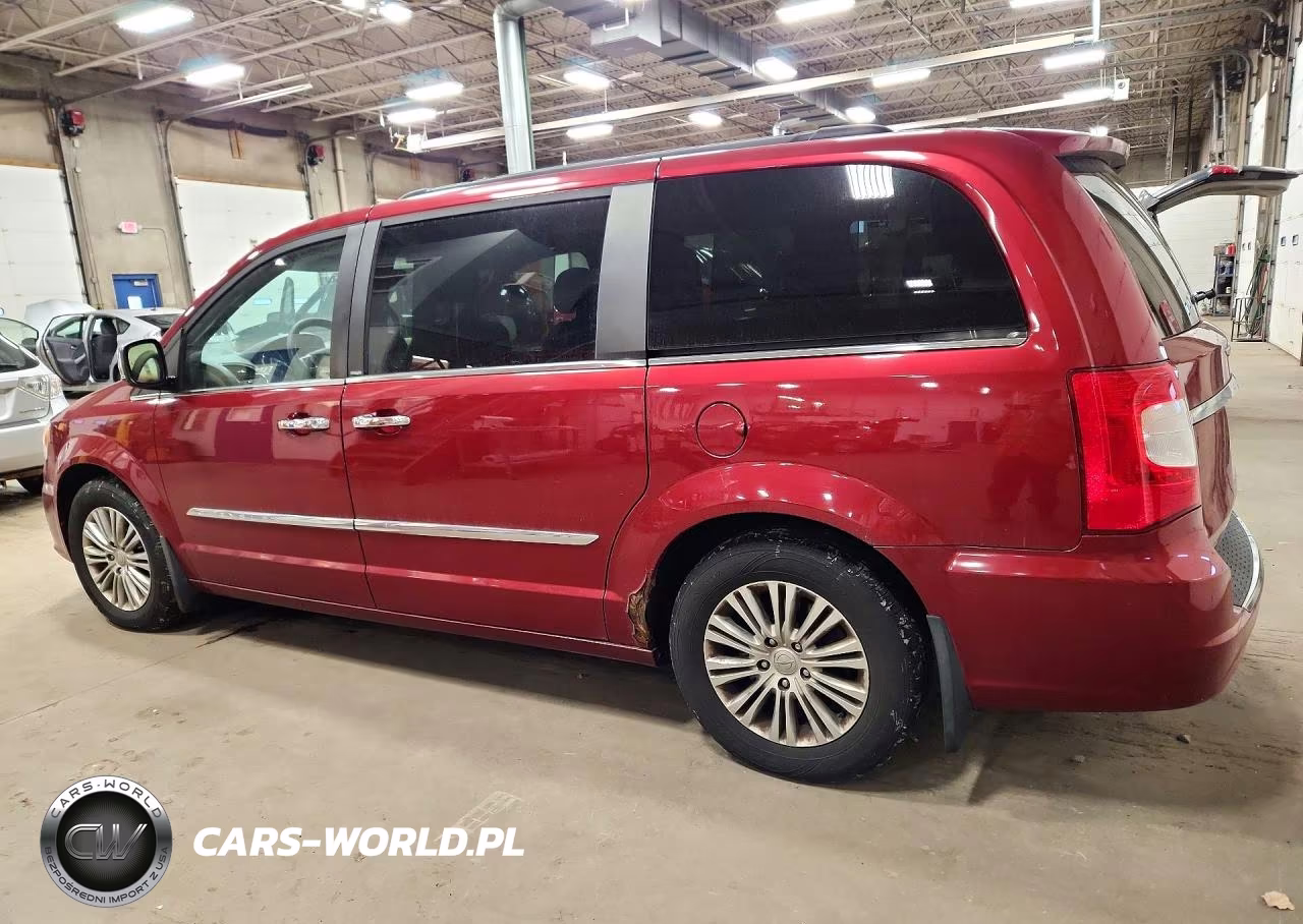 2013 Chrysler Town & Country Touring L VIN:2C4RC1CG1DR665238 - 2