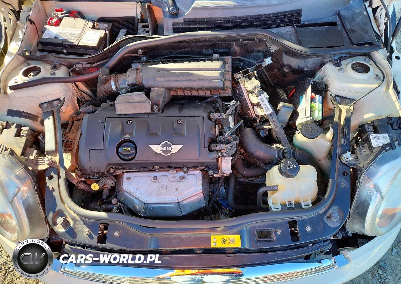 2011 Mini Cooper VIN:WMWSU3C5XBT098913 - 11