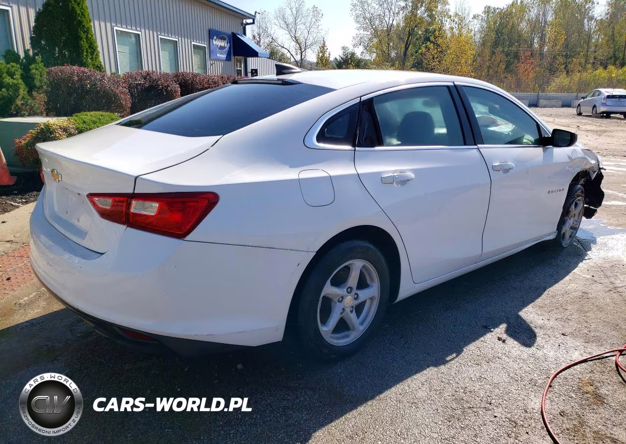 2017 Chevrolet Malibu Ls VIN:1G1ZC5ST0HF215155 - 3