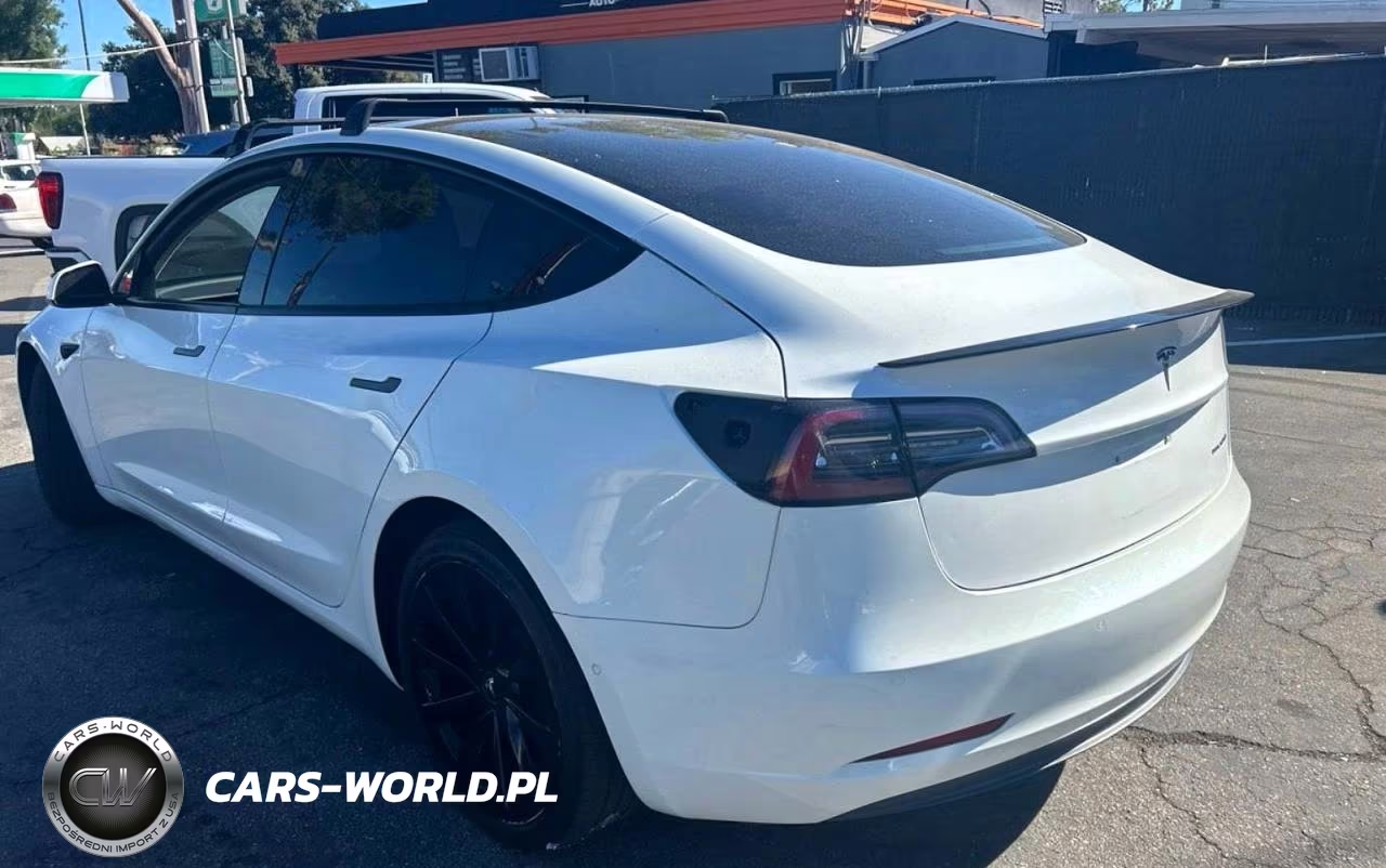 2022 Tesla Model 3 VIN:5YJ3E1EB3NF144830 - 3