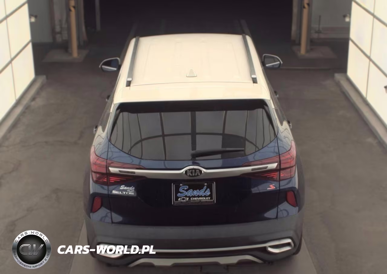 2021 Kia Seltos S VIN:KNDEU2AAXM7139045 - 13