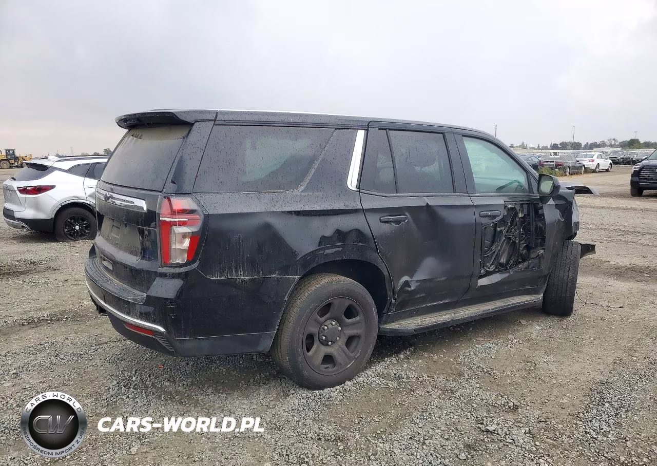 2024 Chevrolet Tahoe C1500 VIN:1GNSCLED2RR344457 - 3