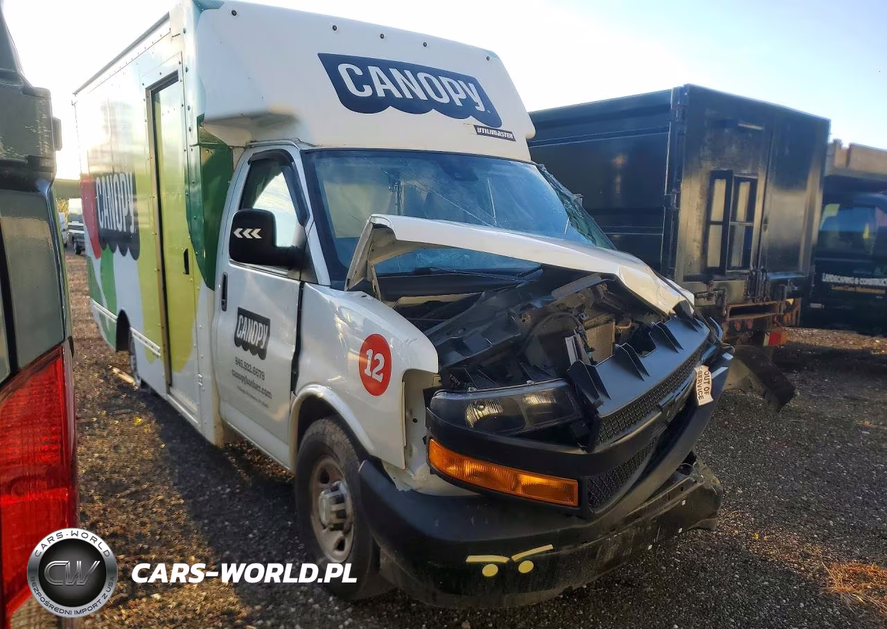 2021 Chevrolet Express G3500 Delivery Truck VIN:1GB0GSF76M1305826 - 4