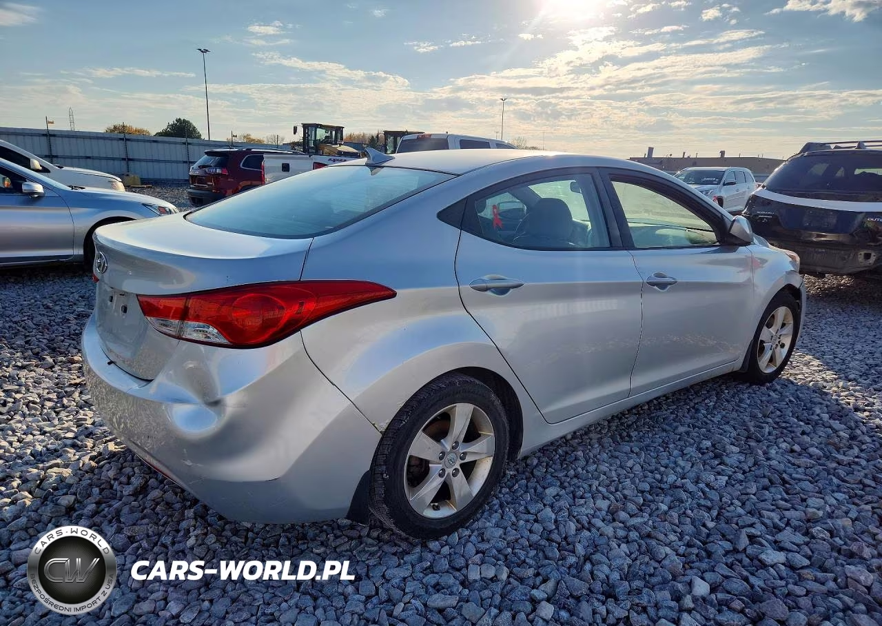 2012 Hyundai Elantra Gls VIN:KMHDH4AE2CU209468 - 3