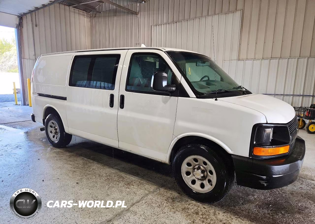 2014 Chevrolet Express G1500 VIN:1GCSGAFX4E1155019 - 4