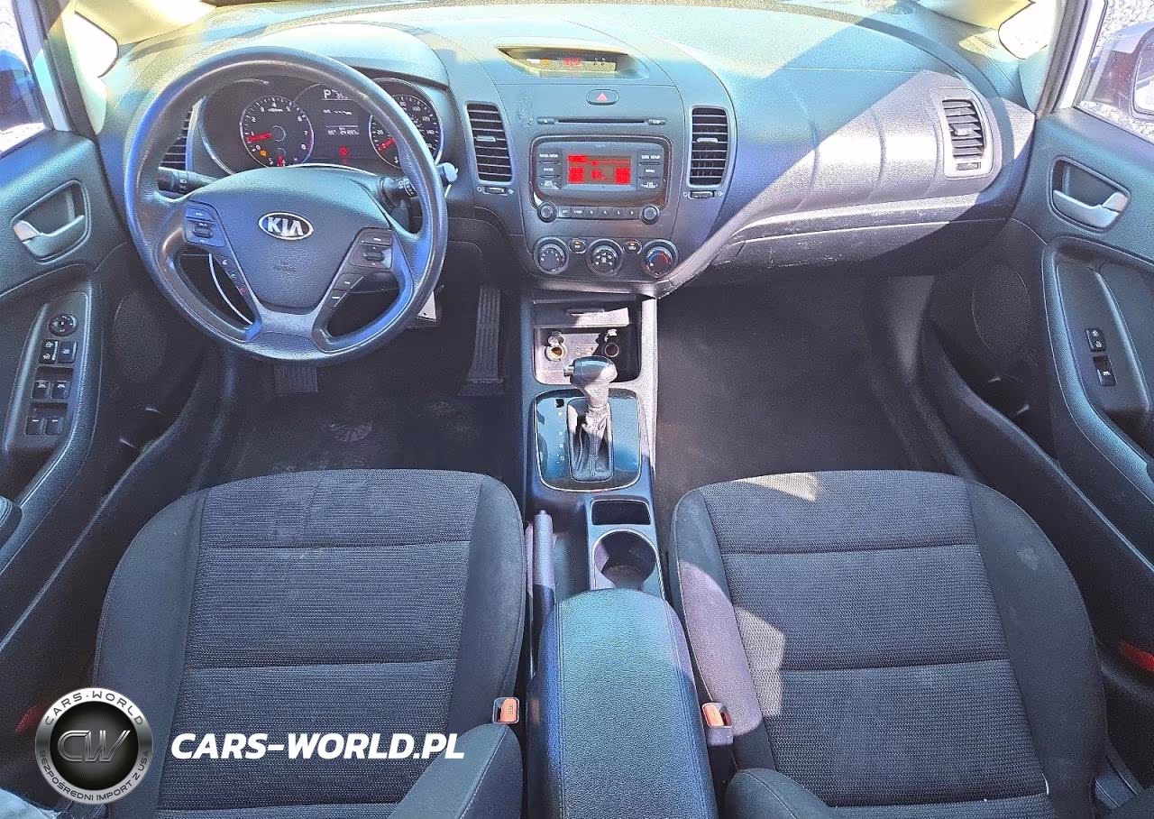 2017 Kia Forte Lx VIN:KNAFK5A85H5702820 - 8