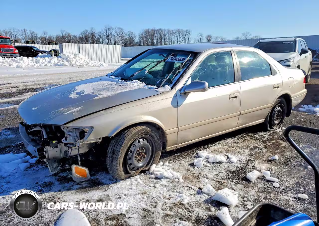 2000 Toyota Camry