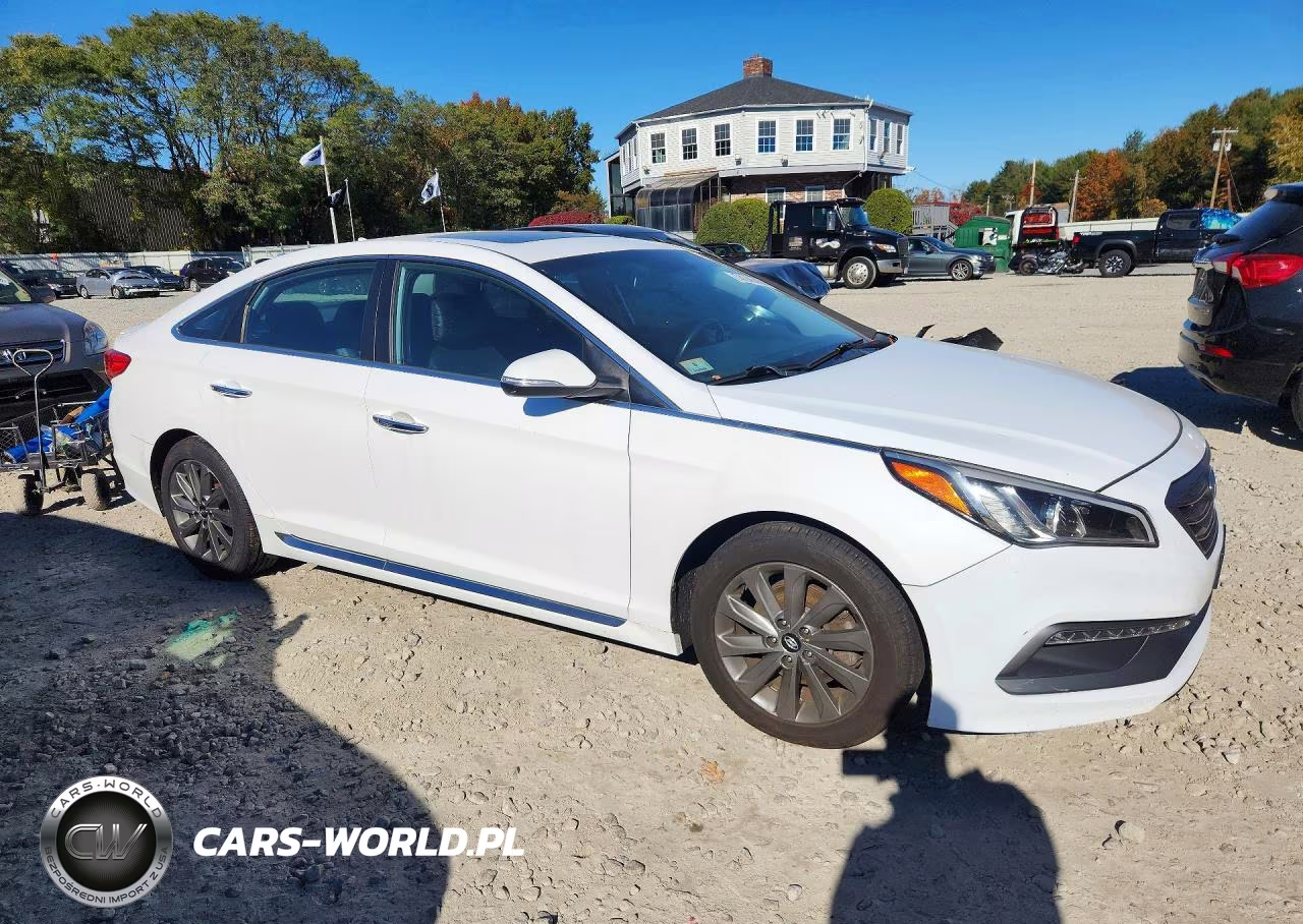 2017 Hyundai Sonata Sport VIN:5NPE34AFXHH467352 - 4