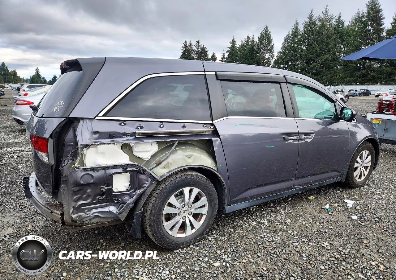2015 Honda Odyssey Exl VIN:5FNRL5H68FB132115 - 3