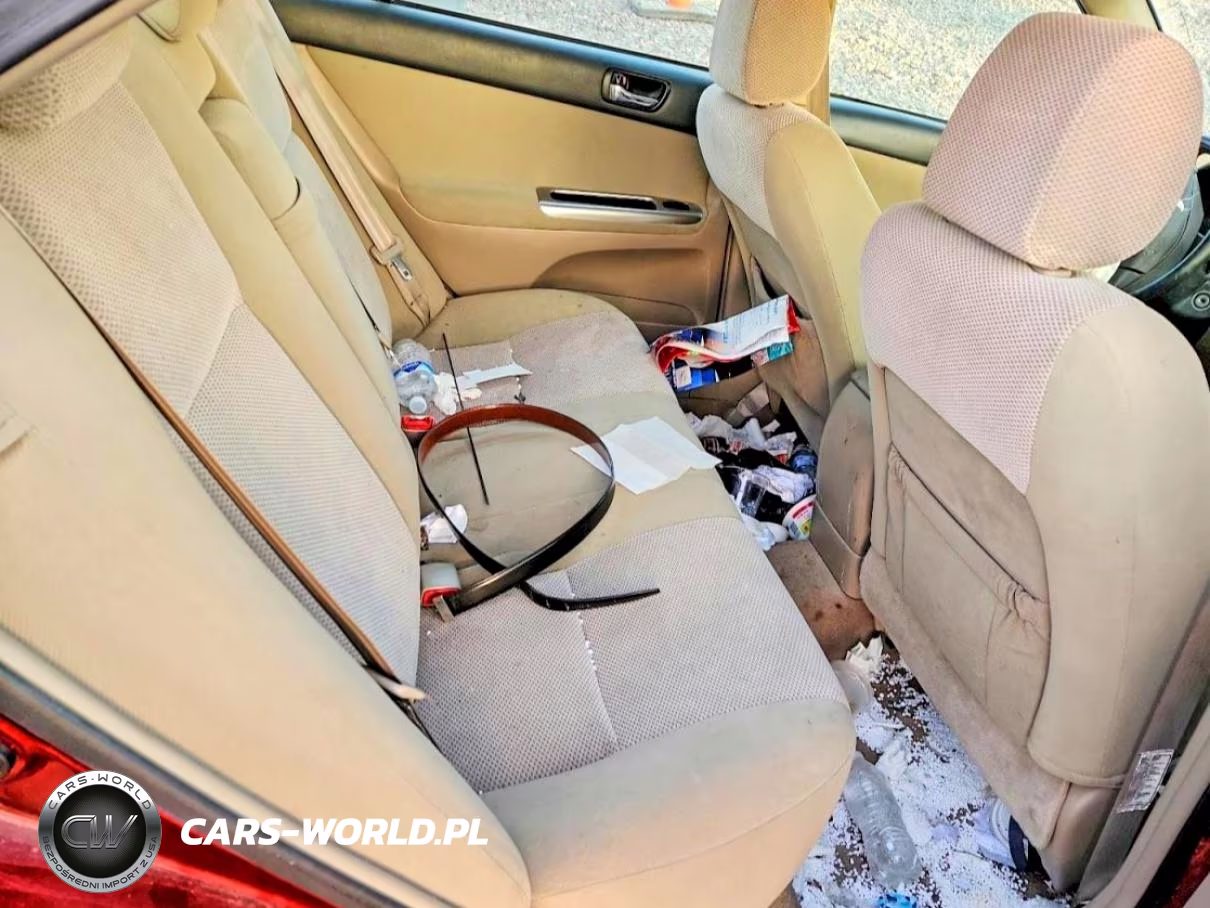 2005 Toyota Camry VIN:4T1BE32K65U074450 - 10