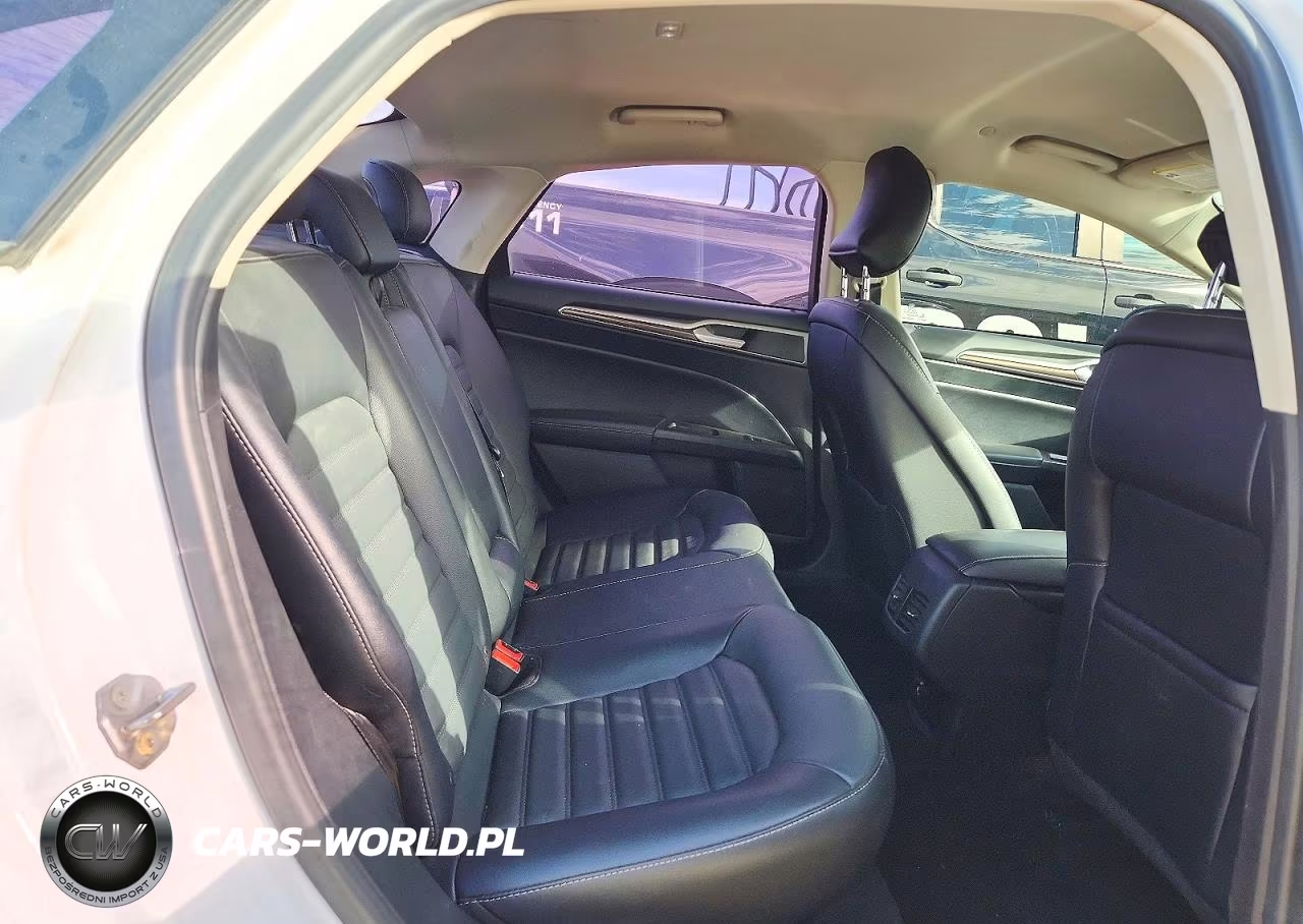 2018 Ford Fusion Se Hybrid VIN:3FA6P0LU7JR171811 - 10