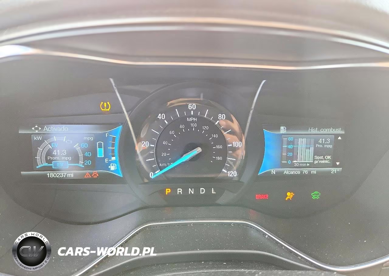 2018 Ford Fusion Se Hybrid VIN:3FA6P0LU7JR171811 - 9