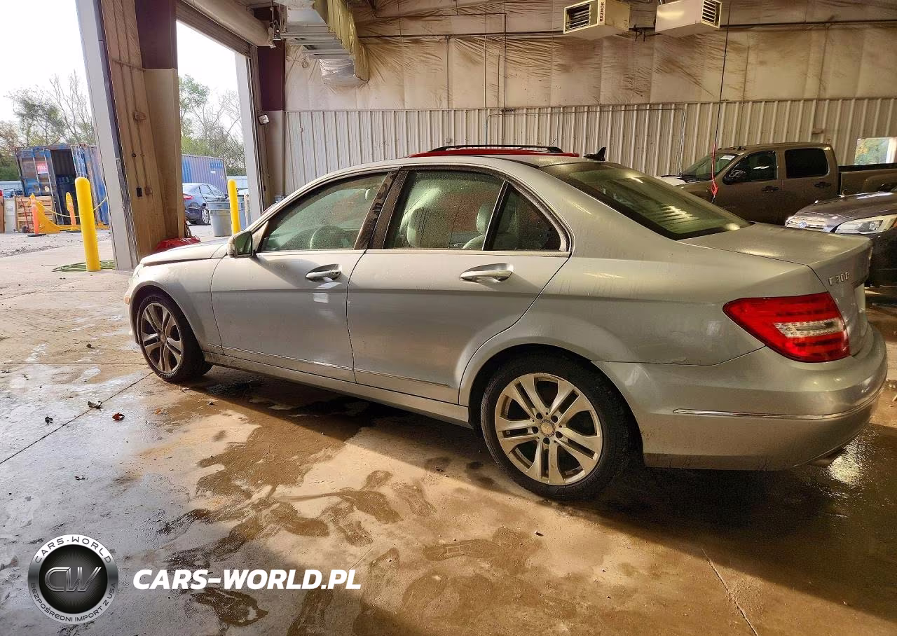 2013 Mercedes-Benz C 300 4Matic VIN:WDDGF8AB6DA810444 - 2