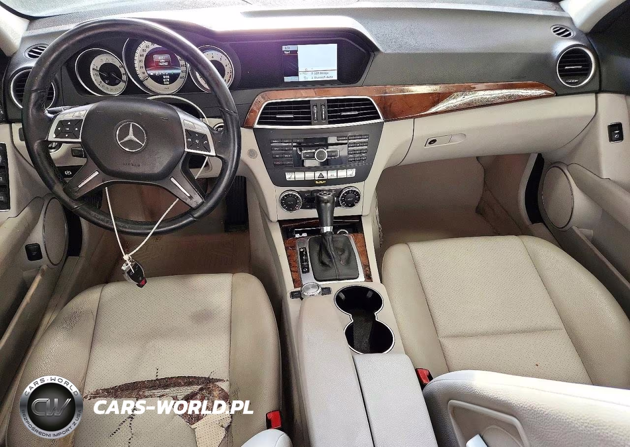 2013 Mercedes-Benz C 300 4Matic VIN:WDDGF8AB6DA810444 - 8