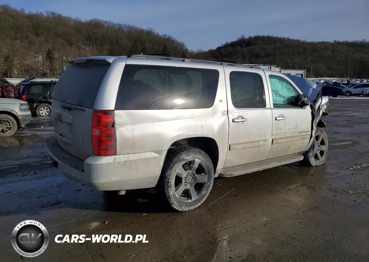 2014 Chevrolet Suburban K1500 Lt VIN:1GNSKJE71ER136470 - 3