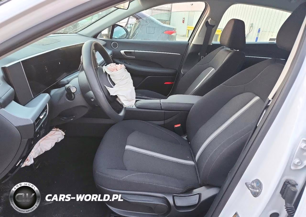 2026 Hyundai Sonata Hybrid Blue VIN:KMHL24JJ1TA171601 - 7