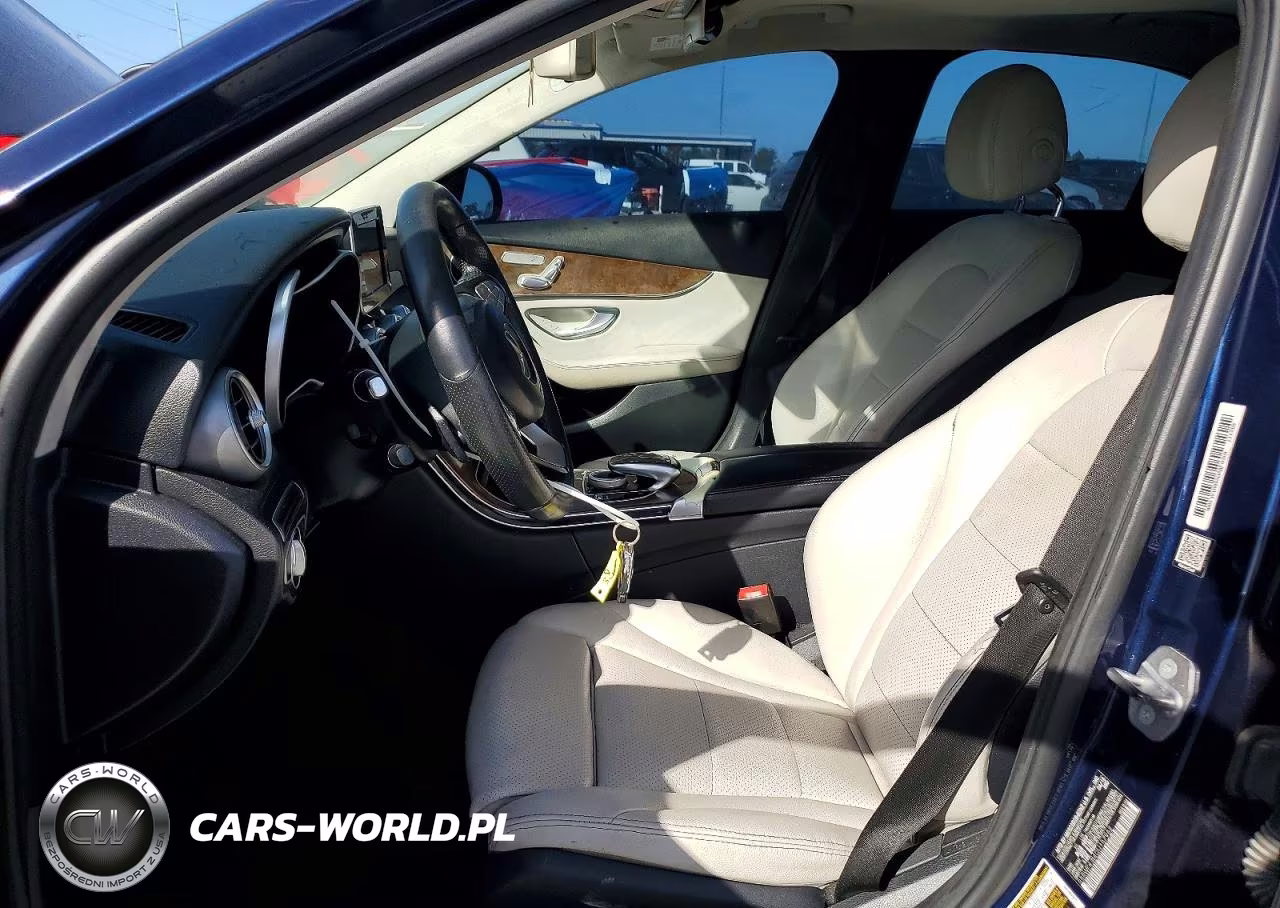 2016 Mercedes-Benz C 300 VIN:55SWF4JB4GU157962 - 7
