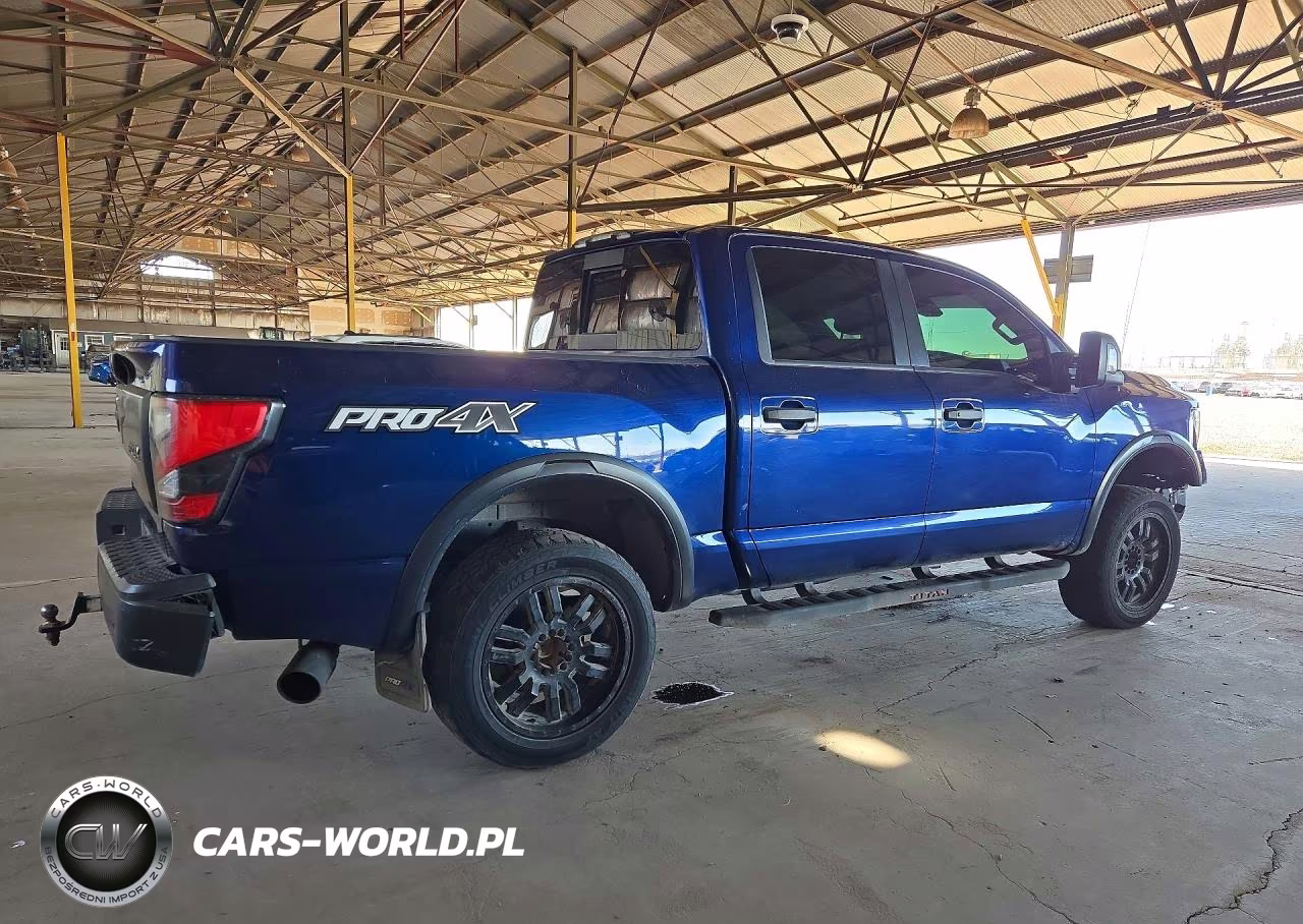 2021 Nissan Titan Pro-4X VIN:1N6AA1ED2MN531354 - 3