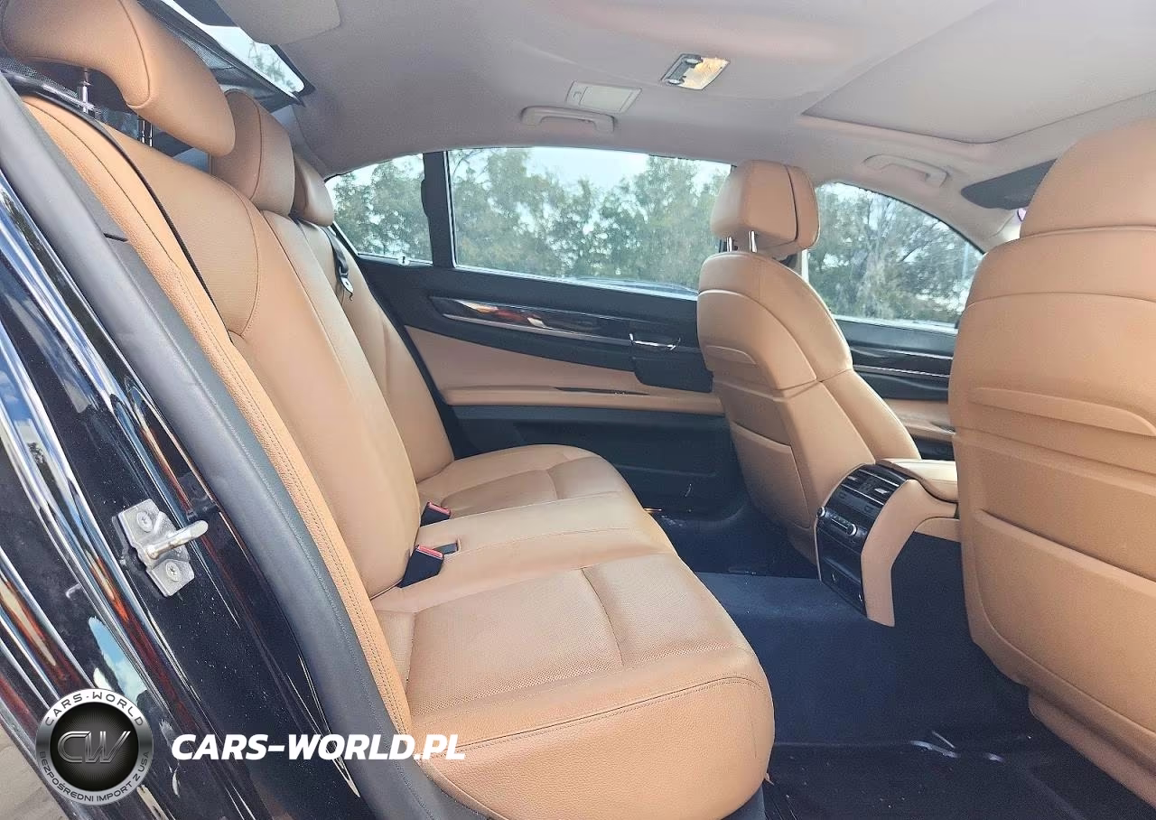 2012 BMW 740 Li VIN:WBAKB4C51CC575533 - 10