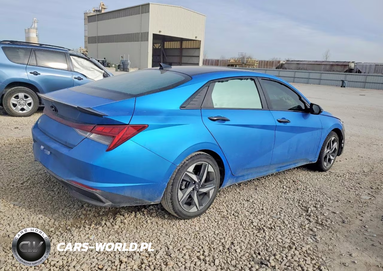 2023 Hyundai Elantra Limited VIN:KMHLN4AJ9PU083133 - 3