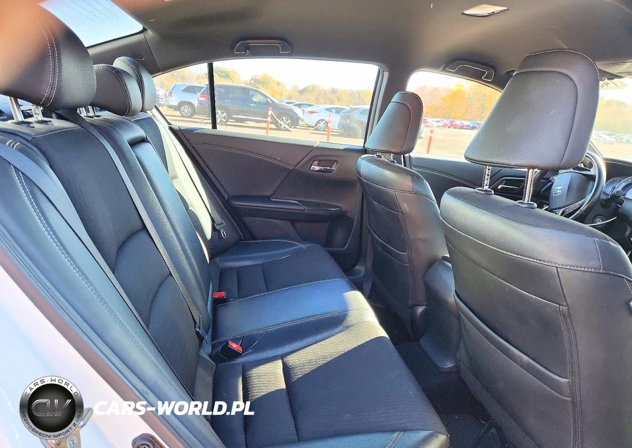 2016 Honda Accord Sport VIN:1HGCR2F55GA195648 - 10
