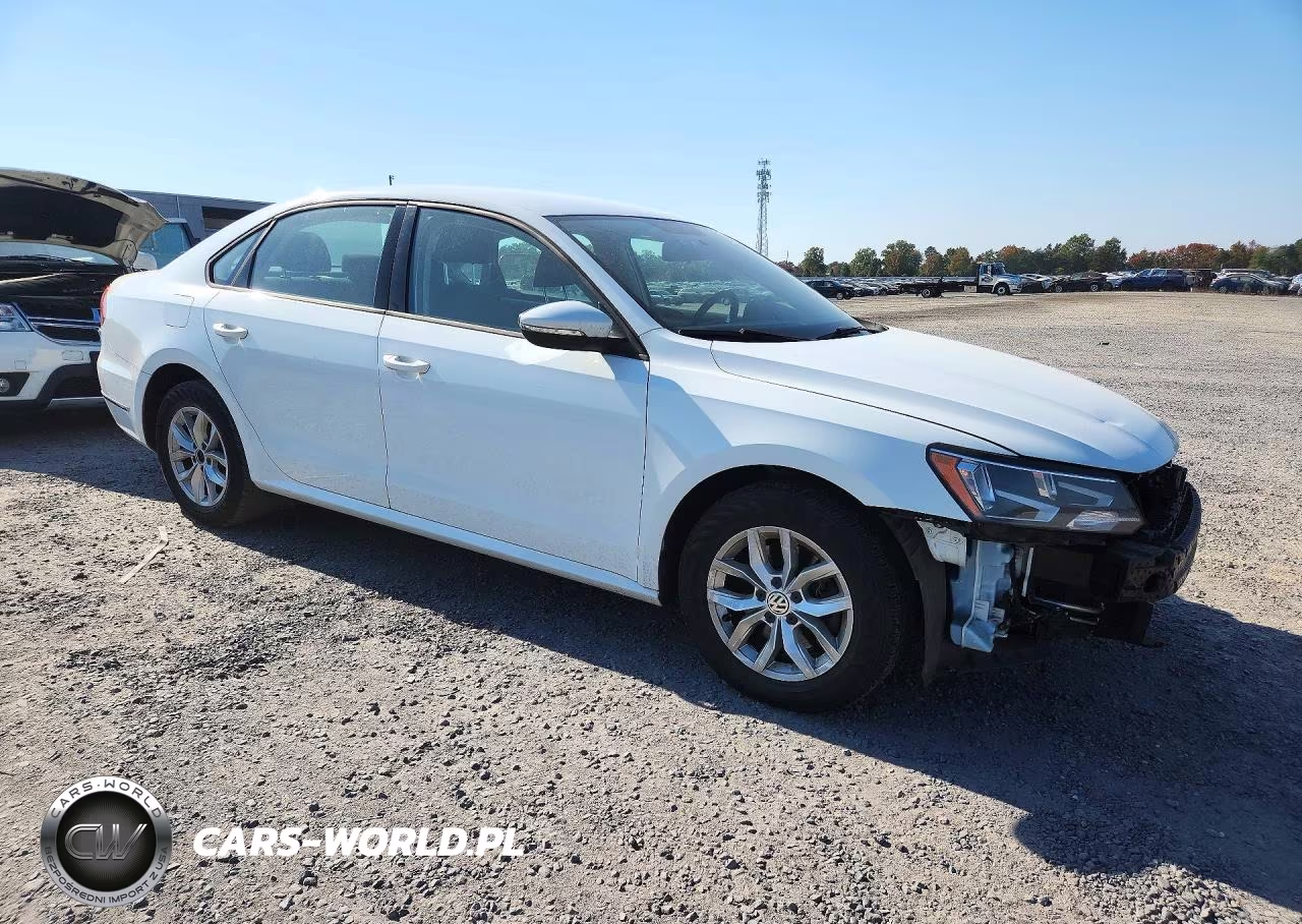 2018 Volkswagen Passat S VIN:1VWAA7A35JC010278 - 4