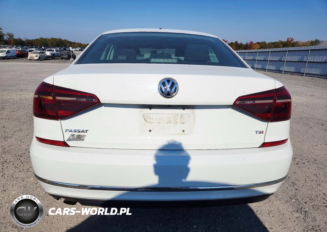 2018 Volkswagen Passat S VIN:1VWAA7A35JC010278 - 6