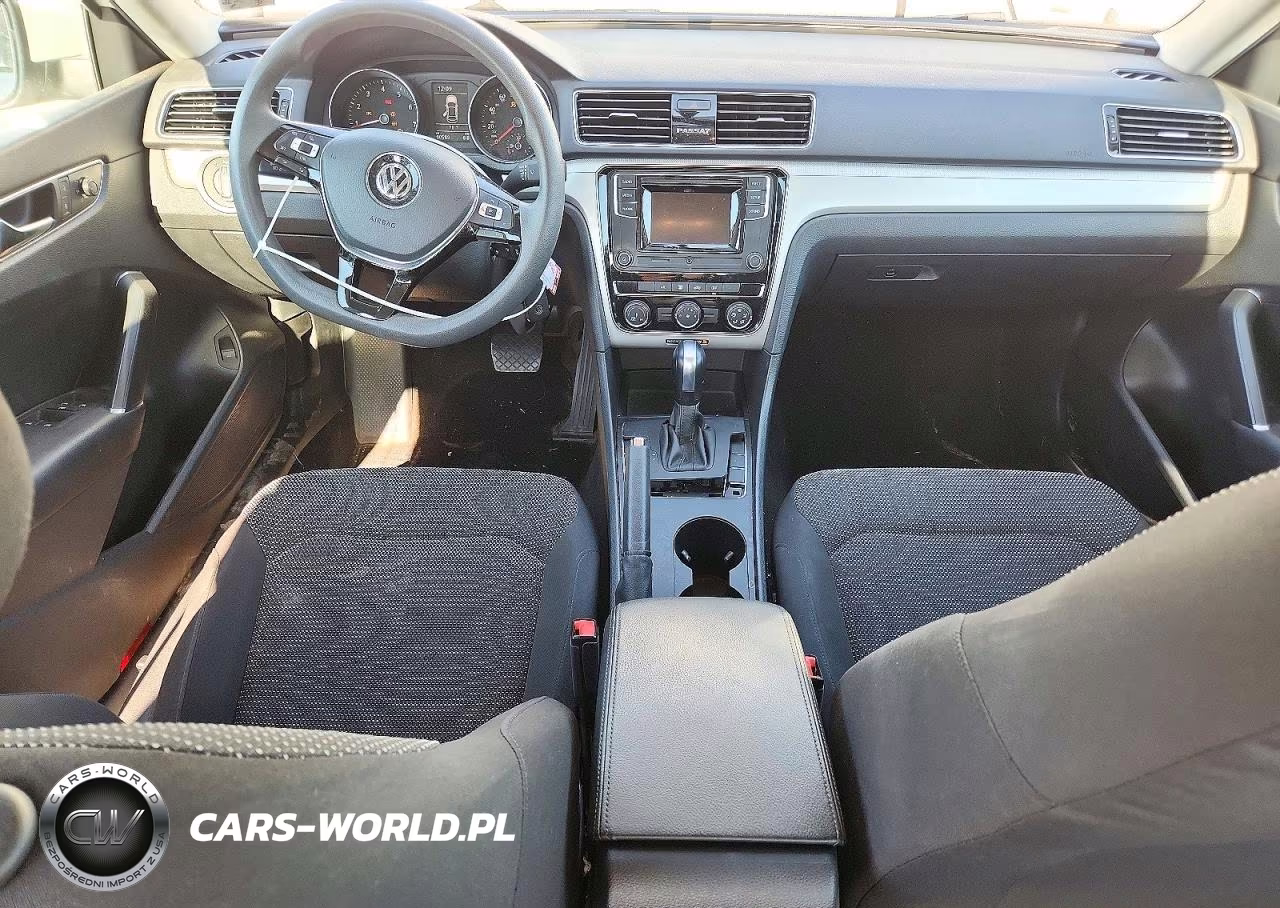 2018 Volkswagen Passat S VIN:1VWAA7A35JC010278 - 8