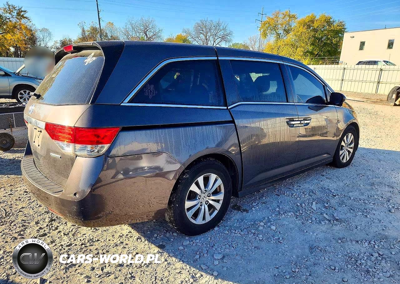 2016 Honda Odyssey Se VIN:5FNRL5H38GB117900 - 3