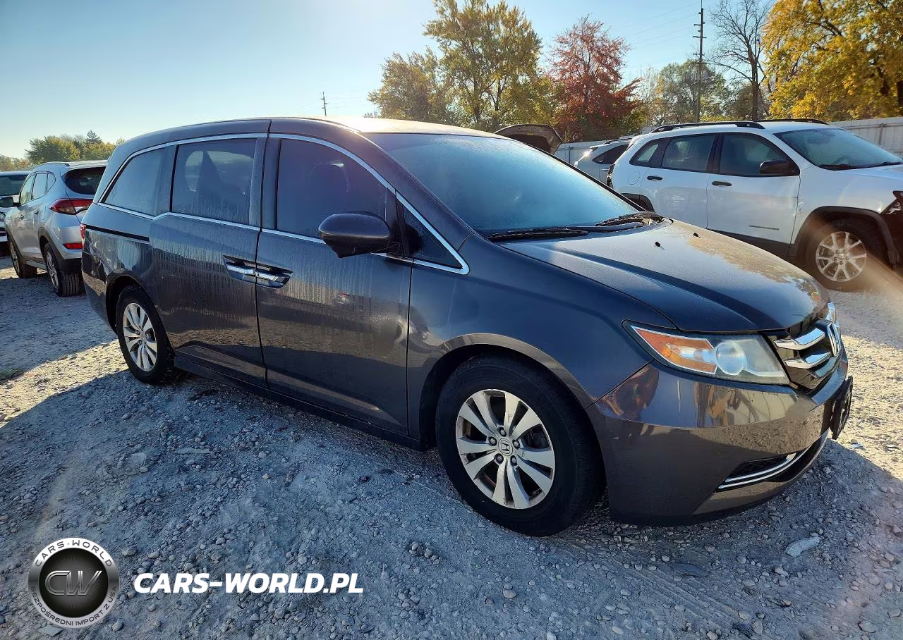 2016 Honda Odyssey Se VIN:5FNRL5H38GB117900 - 4