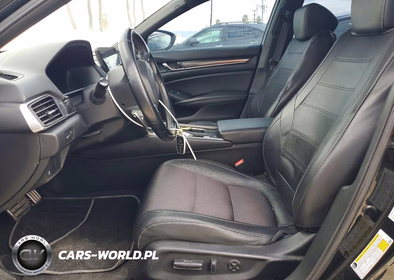 2019 Honda Accord Sport VIN:1HGCV2F3XKA023196 - 7