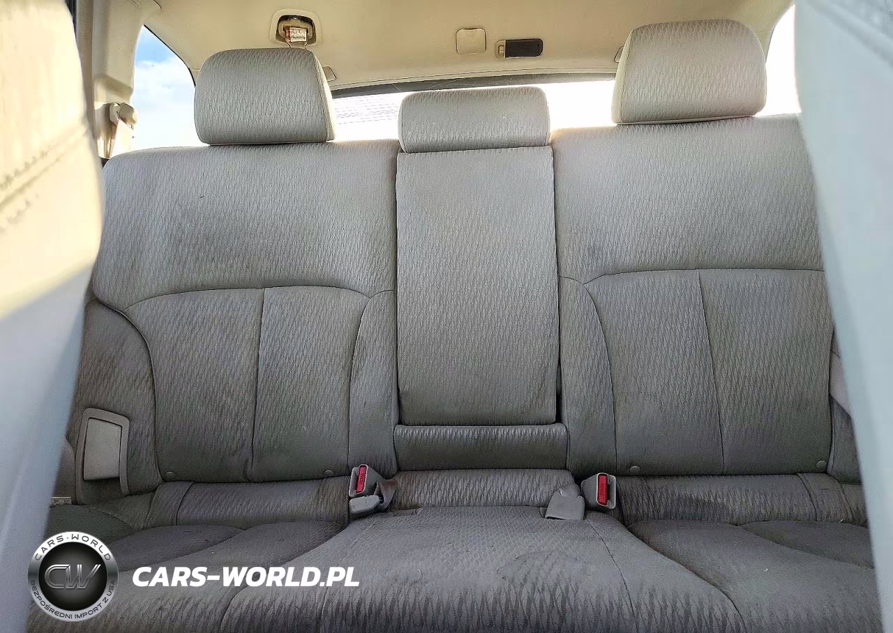 2010 Subaru Outback 2.5I Limited VIN:4S4BRBCC9A3348018 - 10