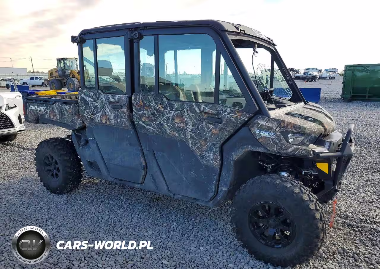 2024 Can-Am Defender Traxter Utility Vehicle