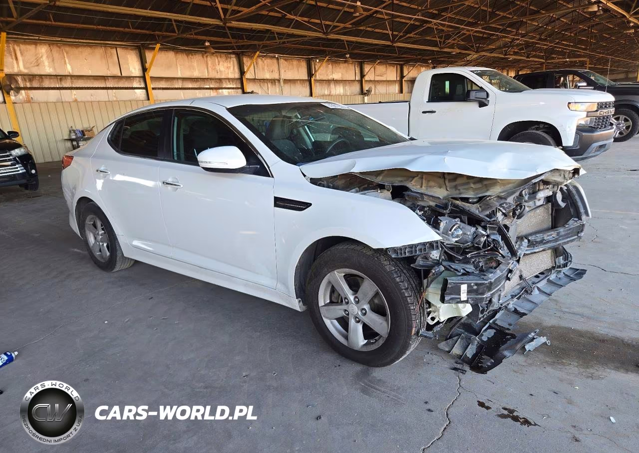 2015 Kia Optima Lx VIN:5XXGM4A79FG383174 - 4