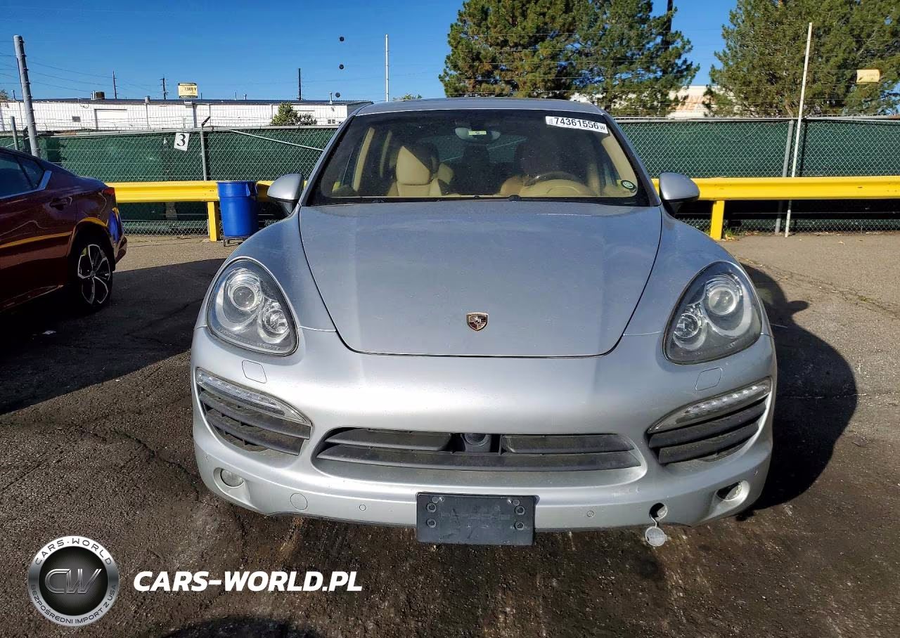 2011 Porsche Cayenne S Hybrid VIN:WP1AE2A20BLA92602 - 5