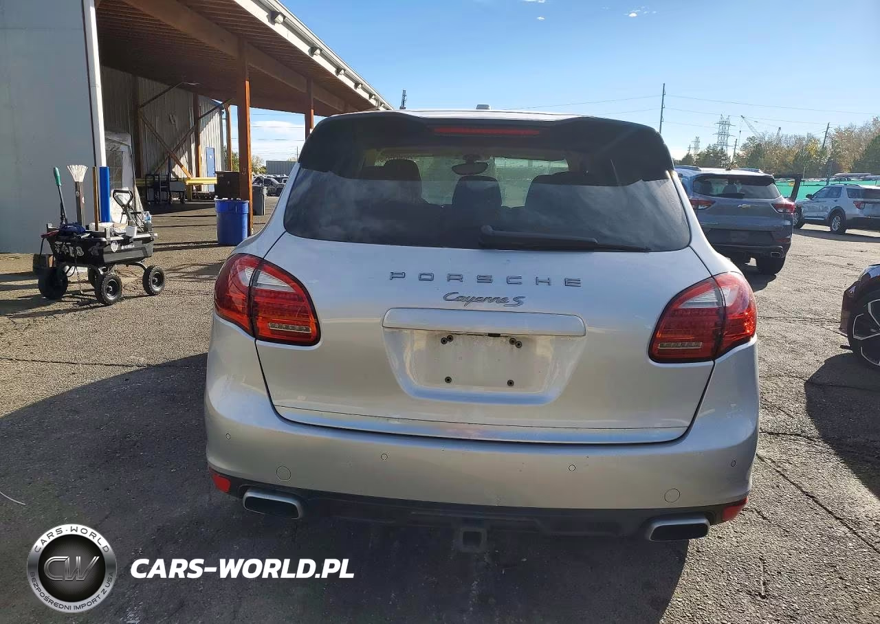 2011 Porsche Cayenne S Hybrid VIN:WP1AE2A20BLA92602 - 6