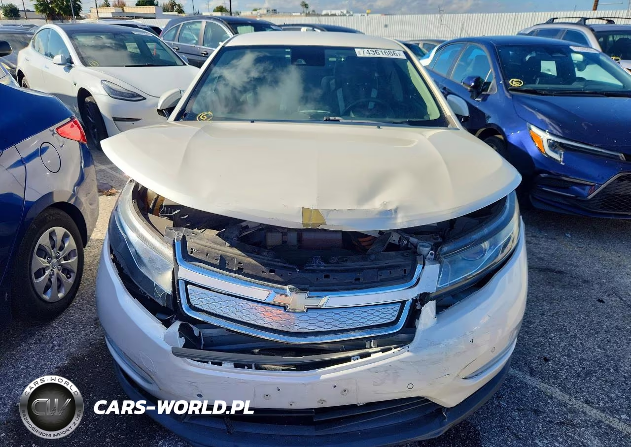 2013 Chevrolet Volt VIN:1G1RH6E4XDU105120 - 5