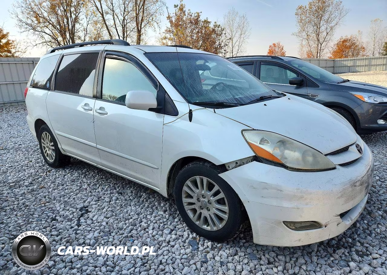 2010 Toyota Sienna Xle VIN:5TDYK4CC0AS315180 - 4
