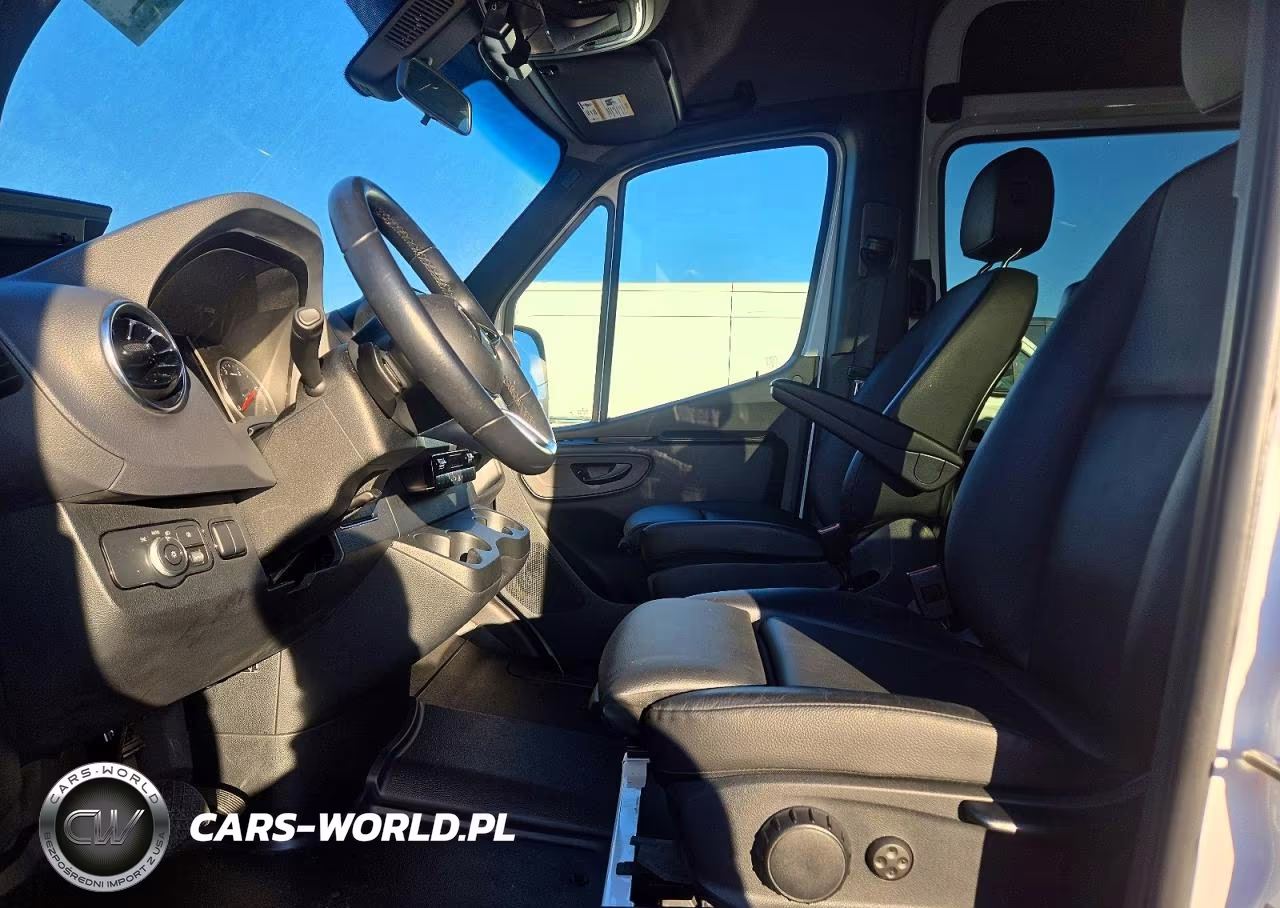 2025 Mercedes-Benz Sprinter 2500 VIN:W1Z4KFHY2SP774969 - 7