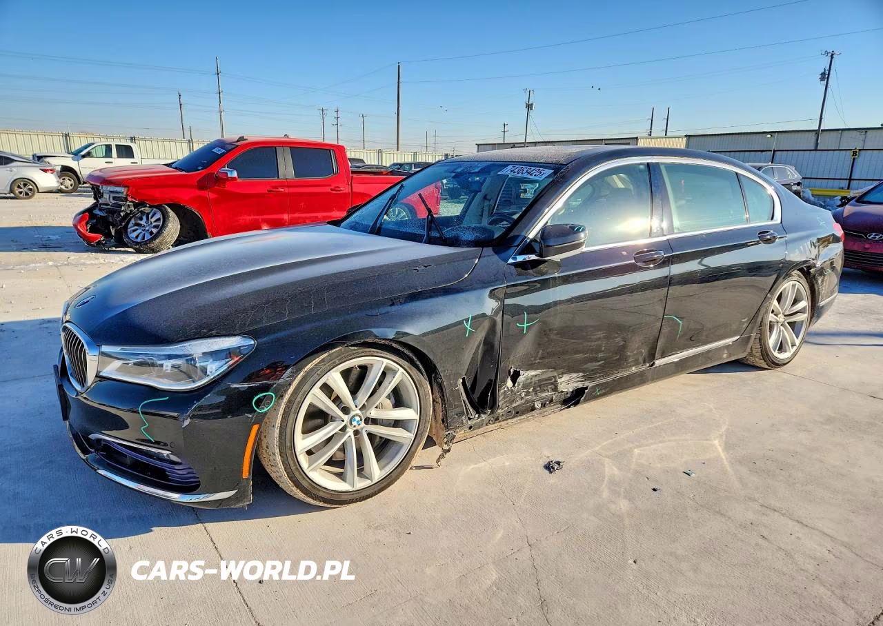 2016 BMW 750 Xi