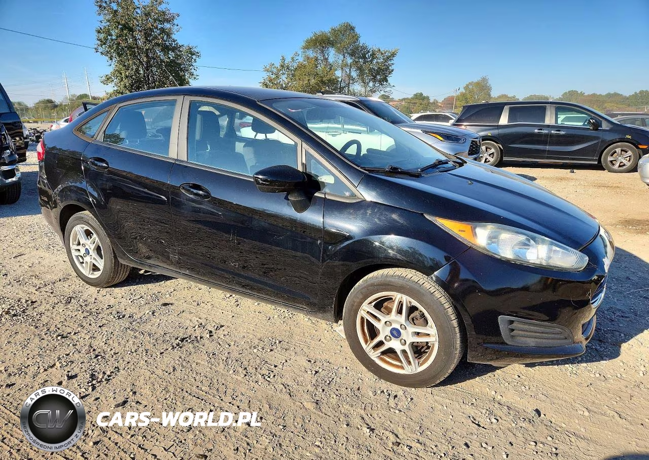 2018 Ford Fiesta Se VIN:3FADP4BJ5JM135523 - 4