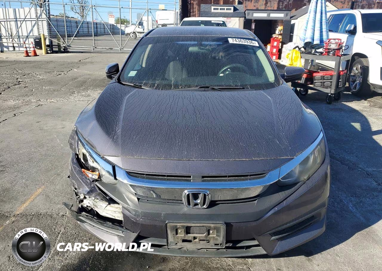 2017 Honda Civic Lx VIN:2HGFC2F5XHH552498 - 5