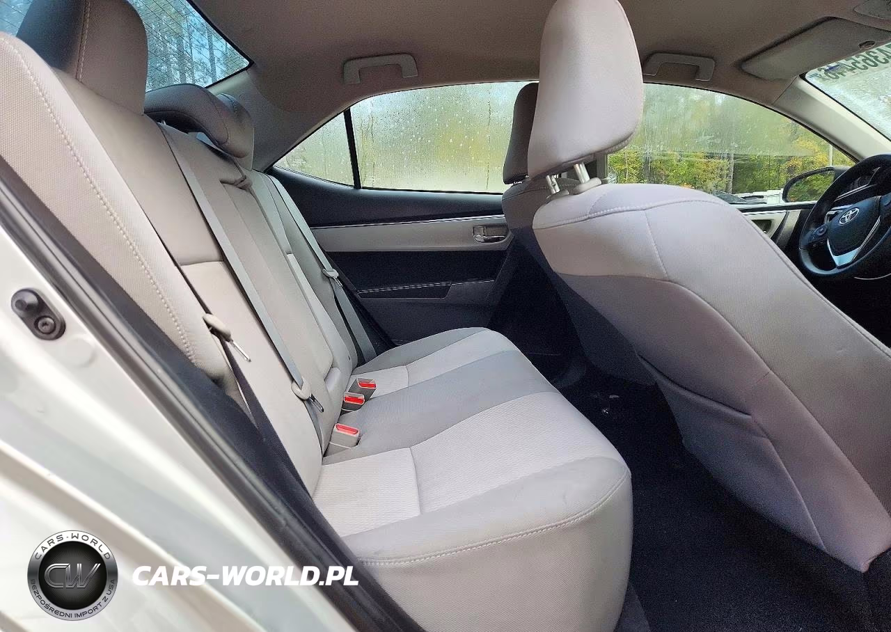 2015 Toyota Corolla L VIN:5YFBURHE0FP291700 - 10