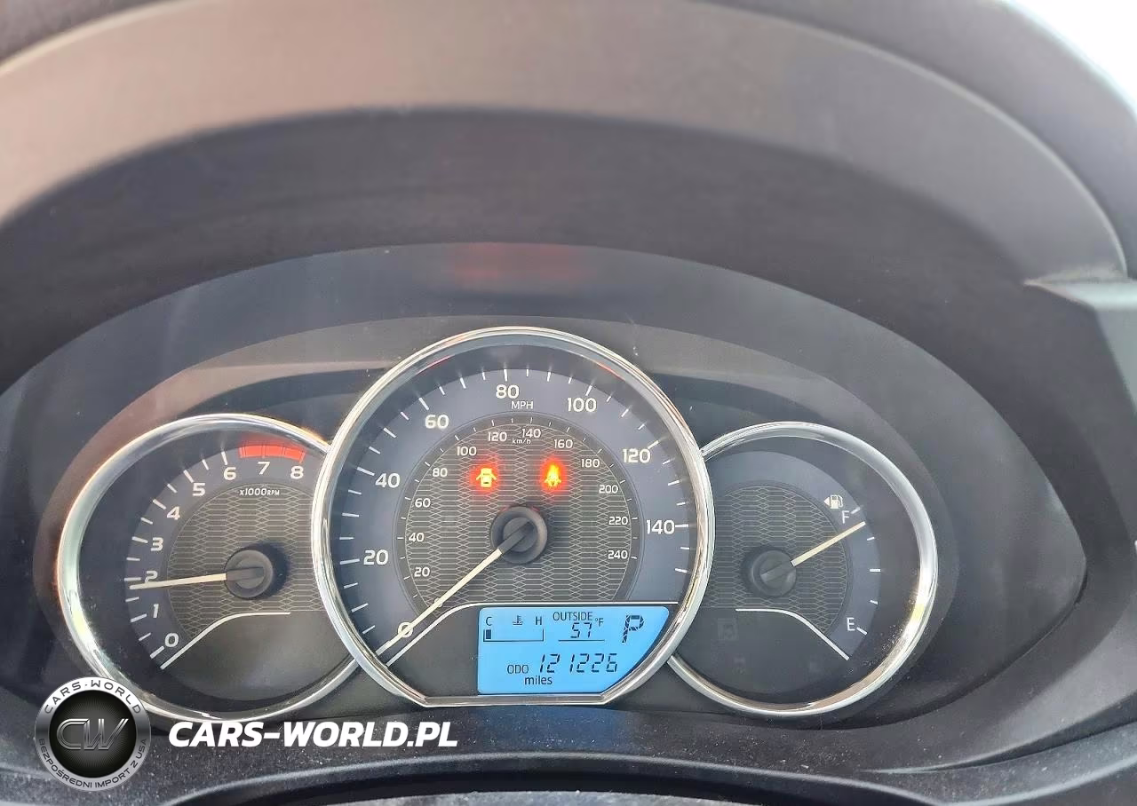 2015 Toyota Corolla L VIN:5YFBURHE0FP291700 - 9