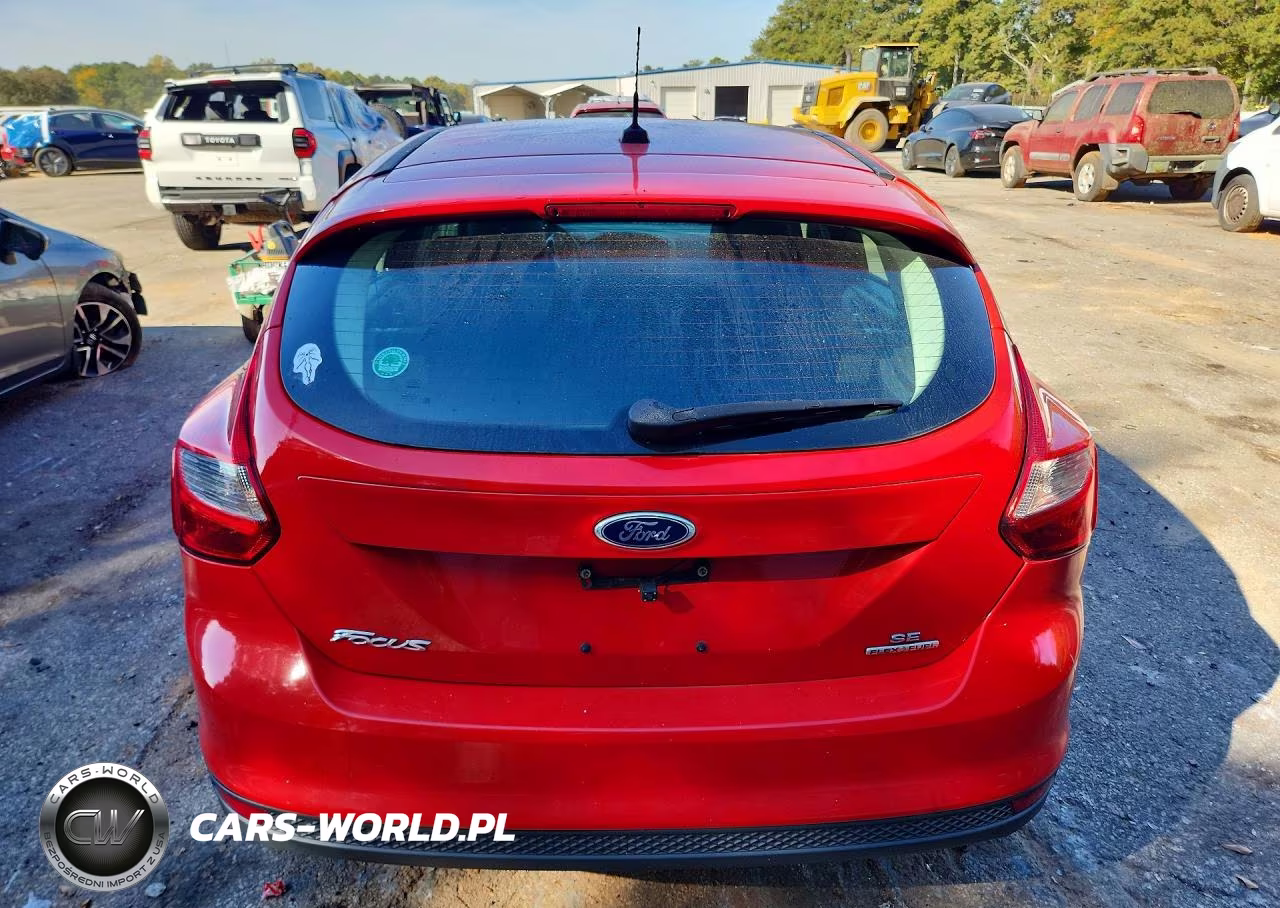 2014 Ford Focus Se VIN:1FADP3K2XEL392736 - 6