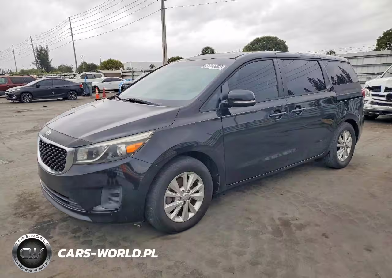 2016 Kia Sedona L