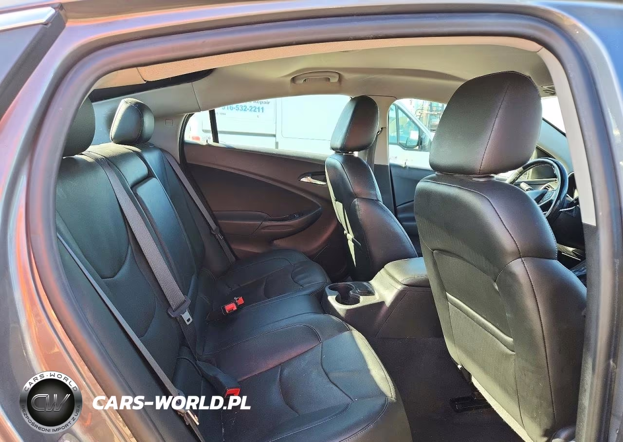 2018 Chevrolet Volt Lt VIN:1G1RA6S52JU133992 - 10