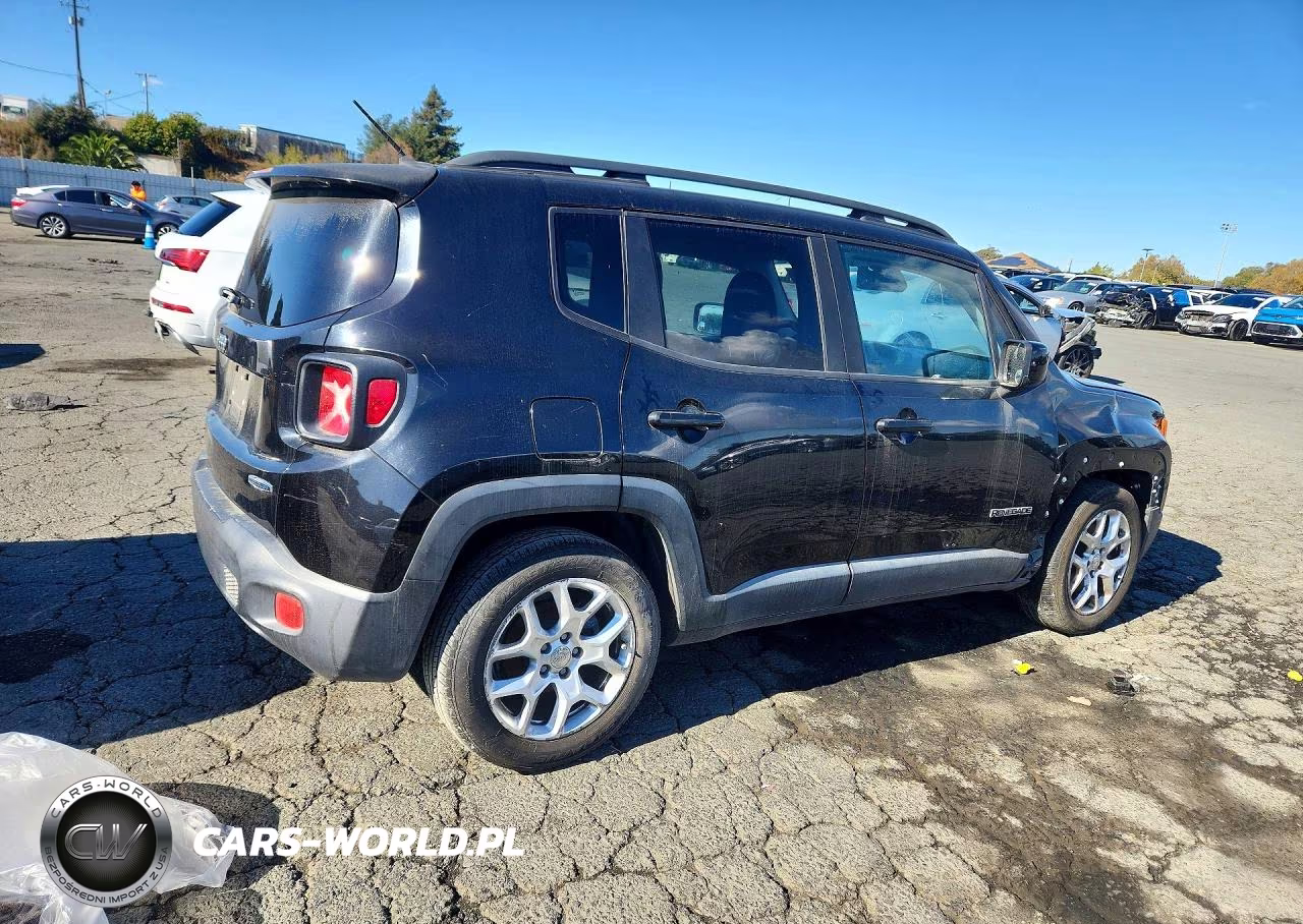 2017 Jeep Renegade Latitude VIN:ZACCJABB4HPE57446 - 3