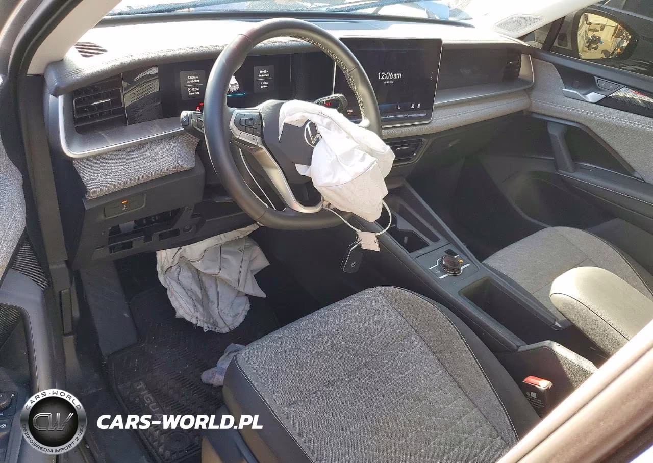 2026 Volkswagen Tiguan S VIN:3VVCR7RM7TM013865 - 8